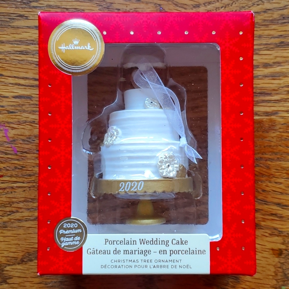 Porcelain Wedding Cake Ornament